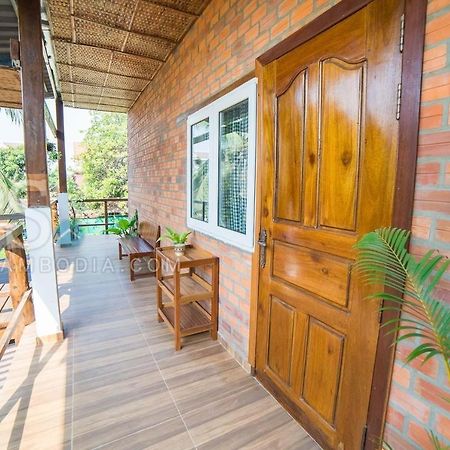 Angkor Dino Home Siem Reap Exteriör bild