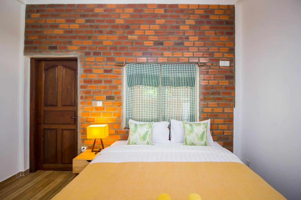 Angkor Dino Home Siem Reap Exteriör bild
