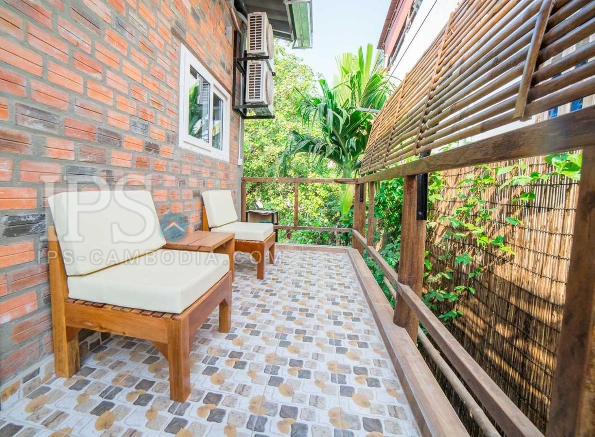 Angkor Dino Home Siem Reap Exteriör bild